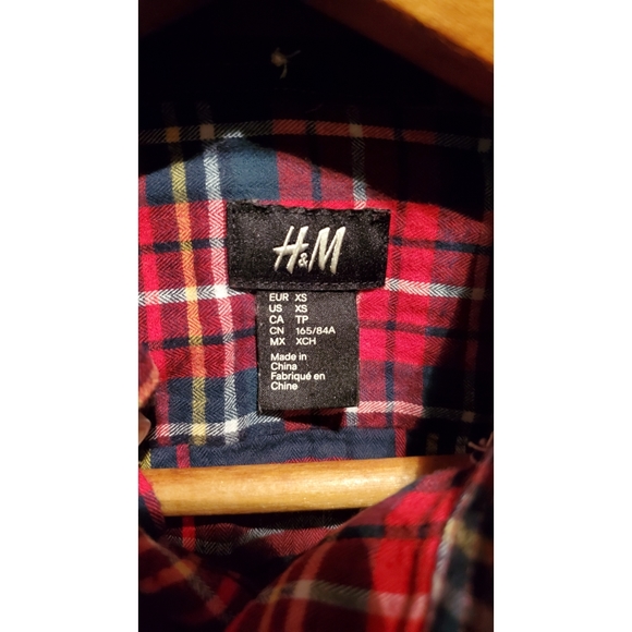 Seasonal Royal Stewart red plaid button-up - Picture 5 of 5